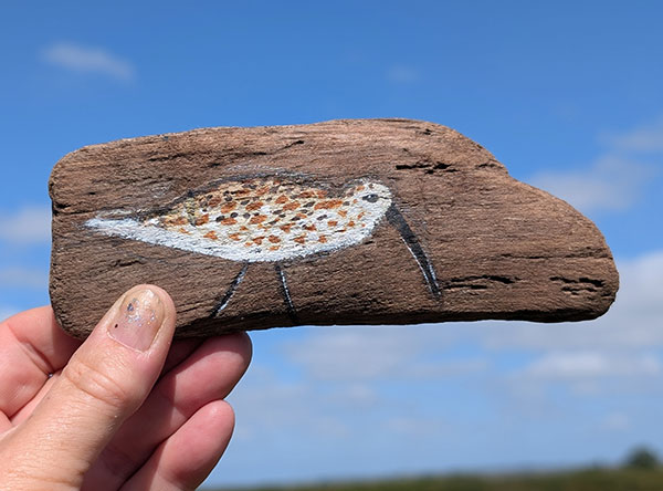 Cynthia loved a stroll. Miniature painting on Sussex driftwood - Image 2